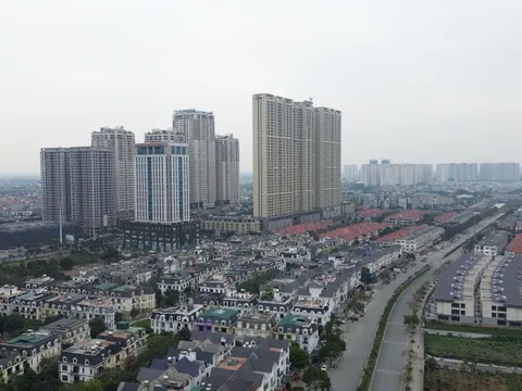 Những nghịch lý của thị trường bất động sản