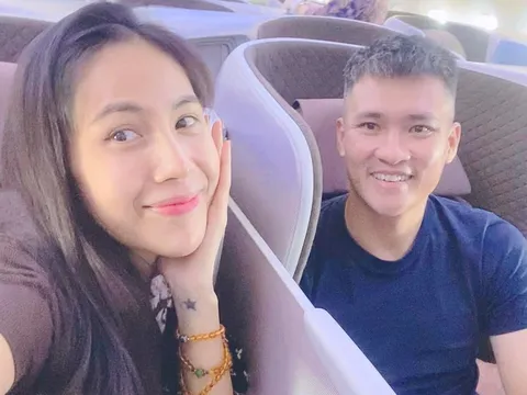 Vợ chồng Thủy Tiên gần như 'biến mất' khỏi mạng xã hội