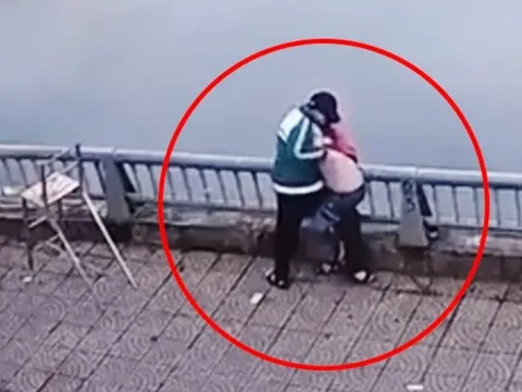 Nguyên nhân nam sinh lớp 8 hành hung, đẩy bạn xuống hồ