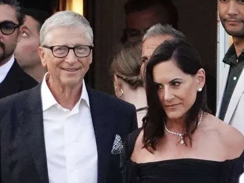Bill Gates ngoại tình với 2 phụ nữ Nga, hối hận khi liên quan tỷ phú ấu dâm Epstein