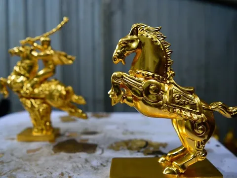 Giá vàng hôm nay 28/2/2026 tiếp đà giảm mạnh sau ngày Vía Thần Tài, thị trường gặp khó