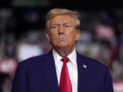 Ông Trump yêu cầu Iran đình chỉ chương trình tên lửa trong vòng 5 năm