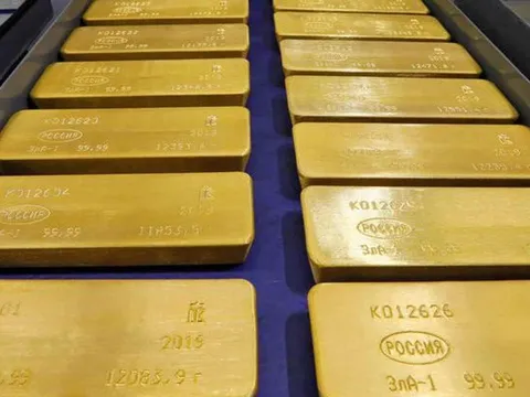 Giá vàng hôm nay 10/4:  Trong nước bất ngờ giảm sâu, lệch pha với thế giới