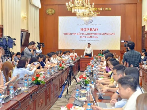 Tín dụng tăng tốc, lãi suất hạ nhiệt: Ngân hàng nỗ lực hỗ trợ tăng trưởng