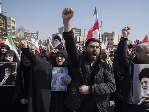 Chiến sự Iran 60 ngày qua: Ai đang là người chiến thắng, thế giới đã thiệt hại những gì?