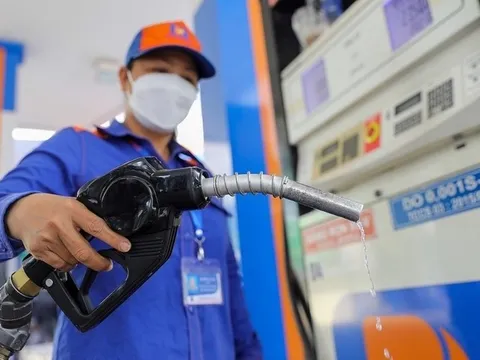 Đơn giản hóa, cắt giảm nhiều thủ tục hành chính, điều kiện kinh doanh trong lĩnh vực xăng dầu