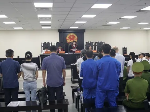 Xét xử loạt bị cáo trong vụ án sản xuất thực phẩm chức năng giả đặc biệt lớn tại Công ty MediPhar