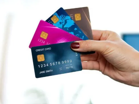 Thẻ tín dụng còn hạn mức nhưng vì sao vẫn không thanh toán được?