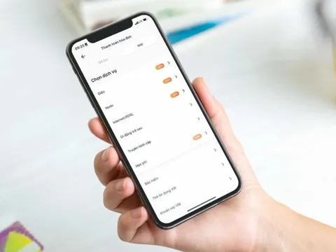 Ngân hàng có được tự động trừ tiền trong tài khoản để thu nợ?