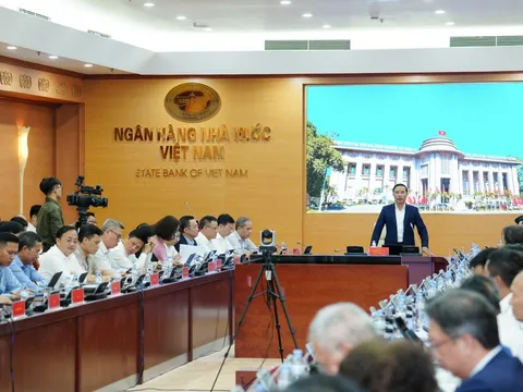 Ngân hàng đồng thuận giảm lãi suất hỗ trợ nền kinh tế