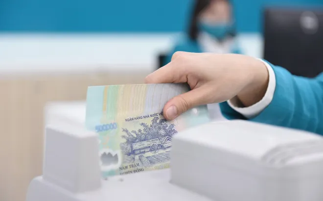 Ngân hàng kỳ vọng lãi suất tiết kiệm tăng, dự báo bất ngờ về nợ xấu năm 2025