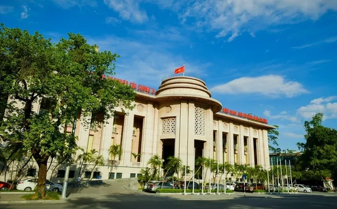 Ngân hàng Nhà nước cấp tập hút thanh khoản, rút về hơn 61.000 tỷ đồng trong 2 phiên đầu tuần