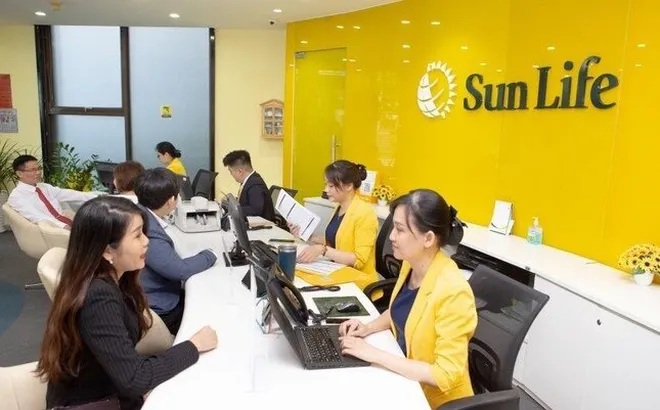 Bảo hiểm nhân thọ Sun Life bị xử phạt, lỗ triền miên