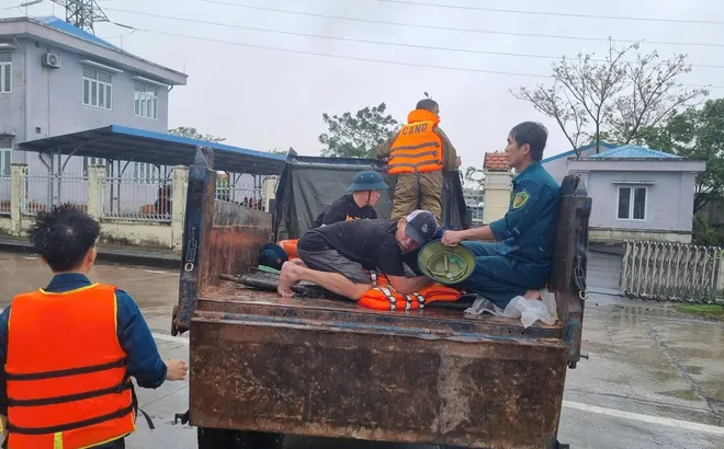 Vụ ngạt khí 8 người thương vong ở Đà Nẵng: Vì sao dùng máy phát điện trong phòng kín gây chết người?