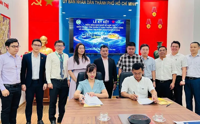 VPBank đưa “Chạm & đi” đến hàng triệu chuyến giao thông công cộng TP.HCM