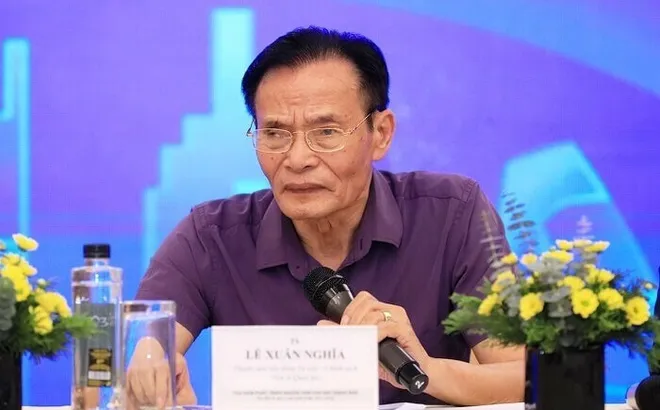 TS Lê Xuân Nghĩa: Giữ tăng trưởng trong bối cảnh lãi suất cao là bài toán khó