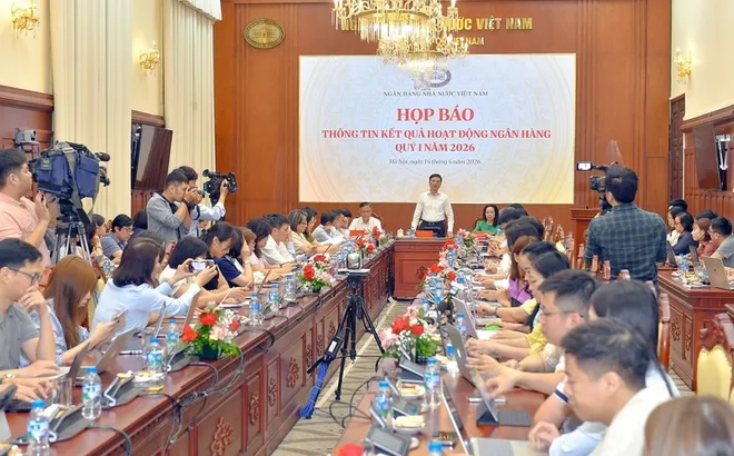 Tín dụng tăng tốc, lãi suất hạ nhiệt: Ngân hàng nỗ lực hỗ trợ tăng trưởng