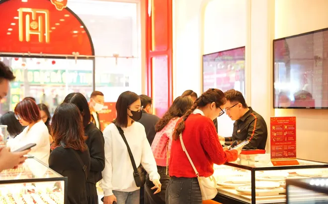 Giá vàng hôm nay 18/5: Vàng miếng, vàng nhẫn đứng im ở vùng thấp