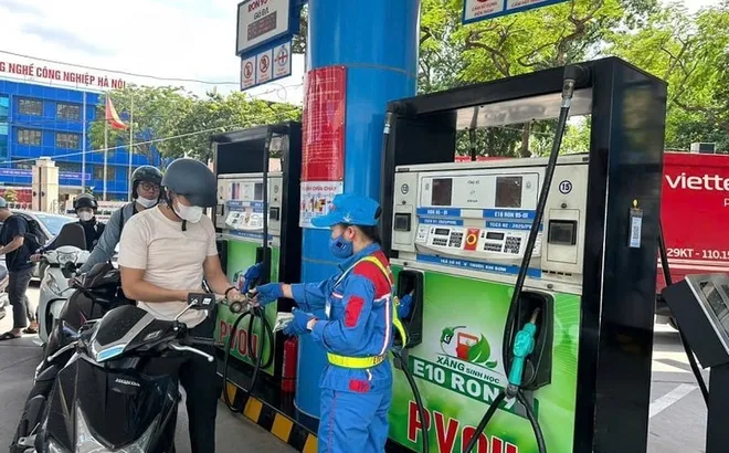 Các hãng xe lên tiếng về độ tương thích với xăng E10
