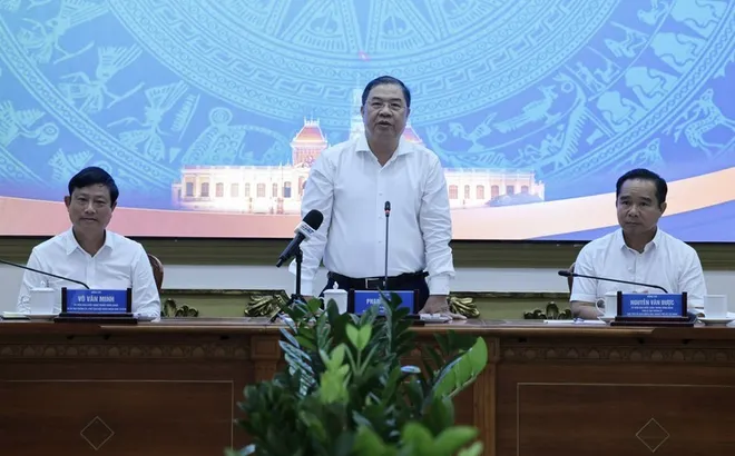Phó Thủ tướng Thường trực Phạm Gia Túc làm việc với TPHCM về thúc đẩy tăng trưởng và giải ngân đầu tư công
