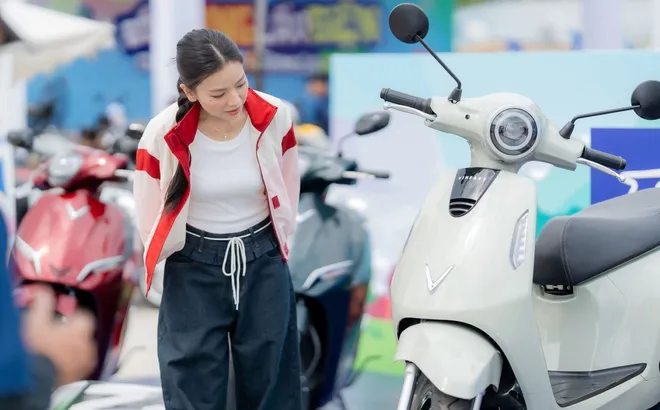 VinFast đạt doanh số kỷ lục dẫn đầu thị trường xe máy điện Việt Nam năm 2025